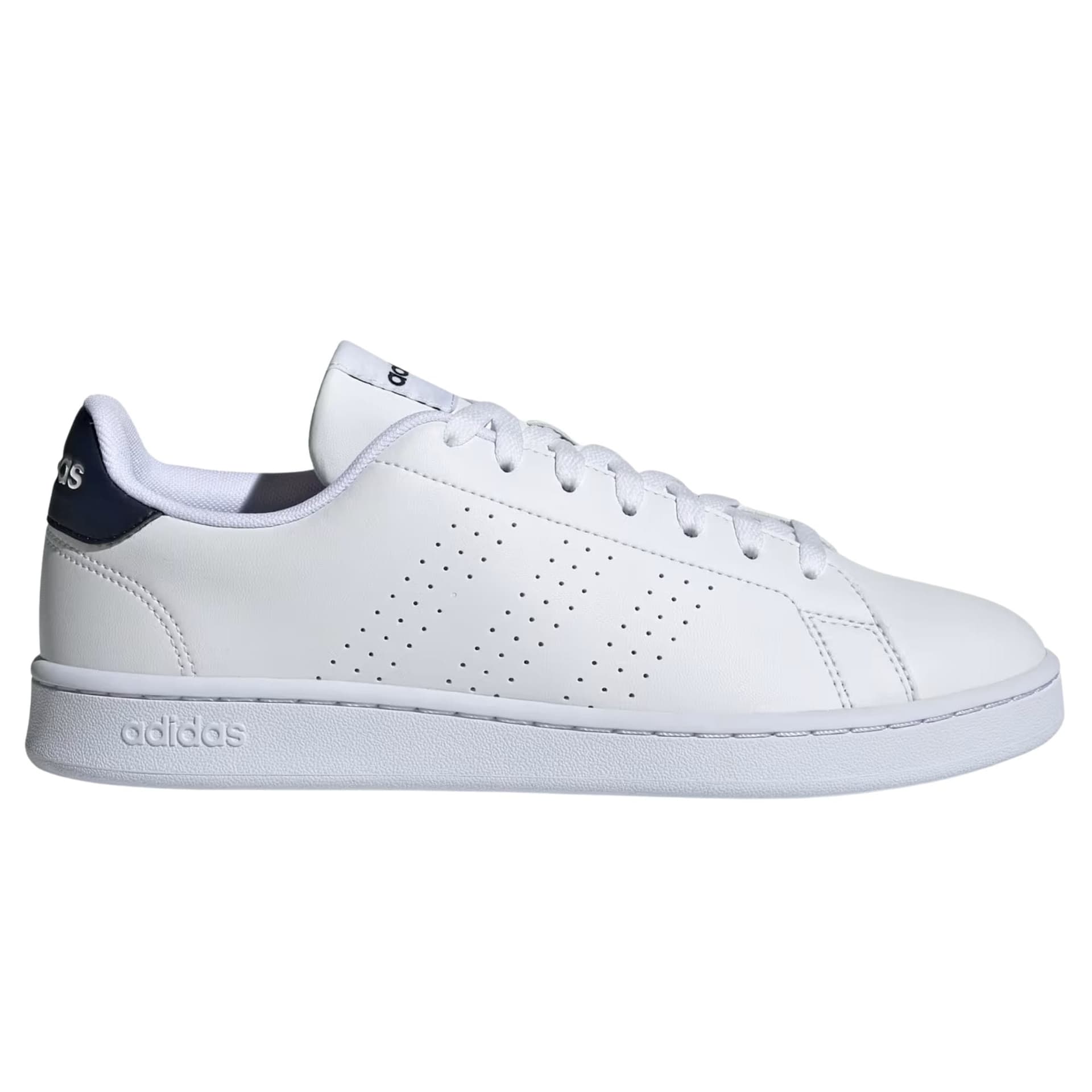 Adidas Advancourt som firmasneaker med firmalogo
